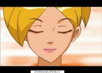 clover - skliipici - Totally Spies